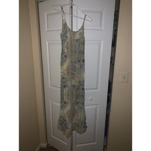 Boohoo Claudia Printed Paisley Maxi Dress